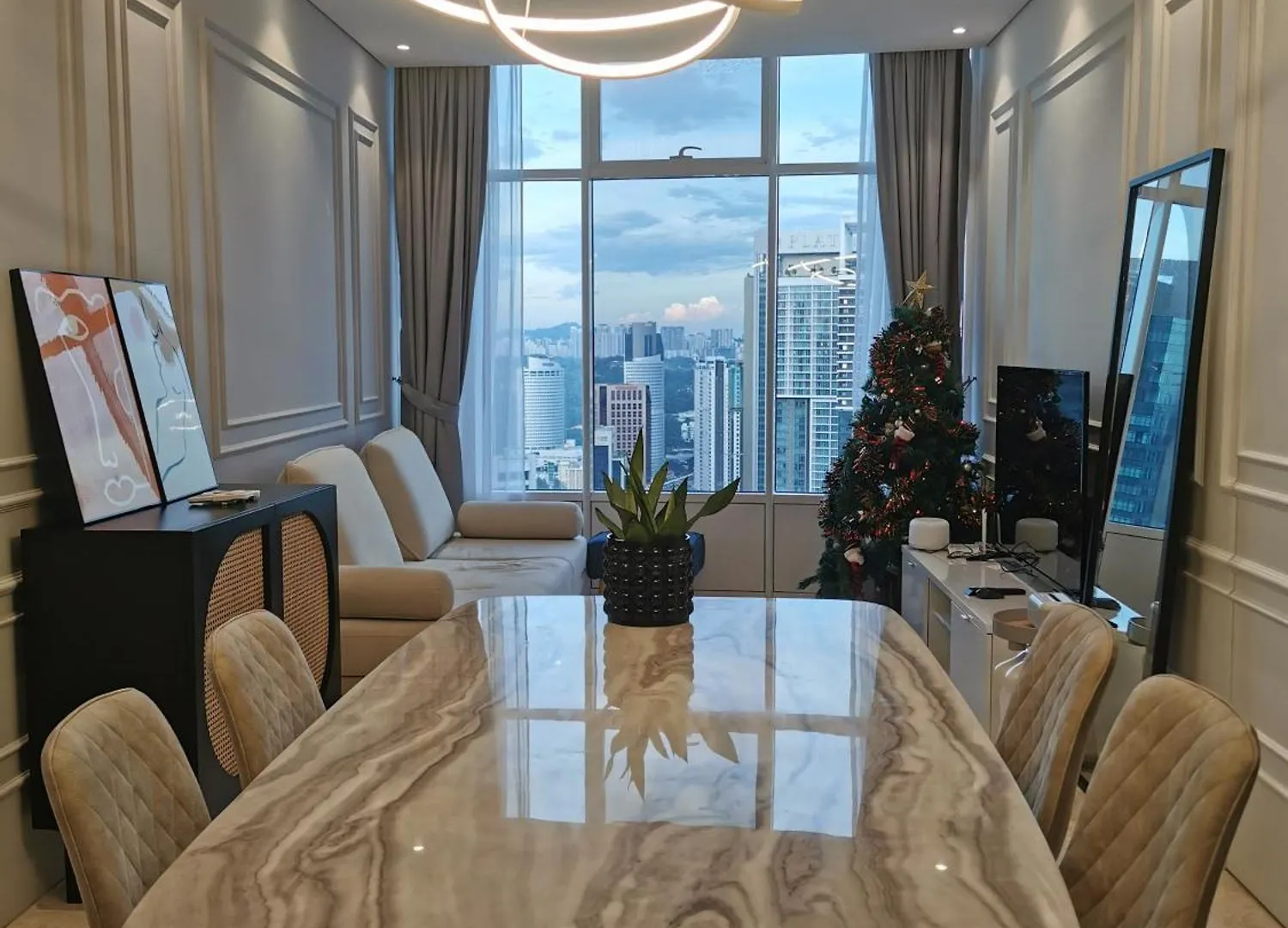 Sky Suites Klcc Premium Stay By Arumah location