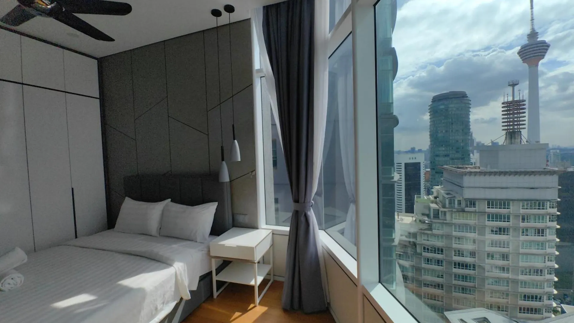 Sky Suites Klcc Premium Stay By Arumah Kuala Lumpur Apartment