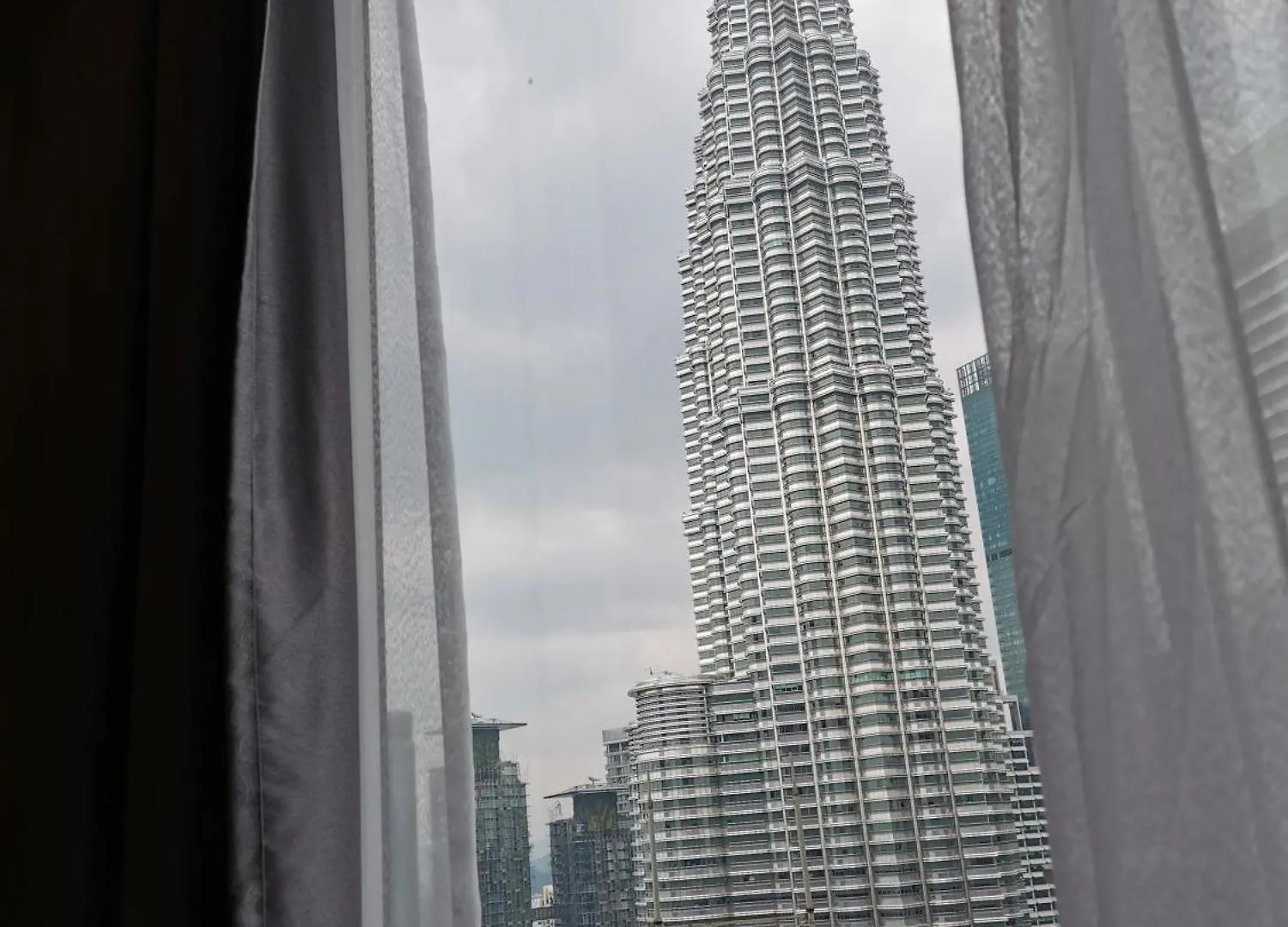 Sky Suites Klcc Premium Stay By Arumah Kuala Lumpur Apartment